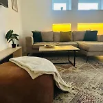 White Shell - Cozy & Stylish In Old Town *
